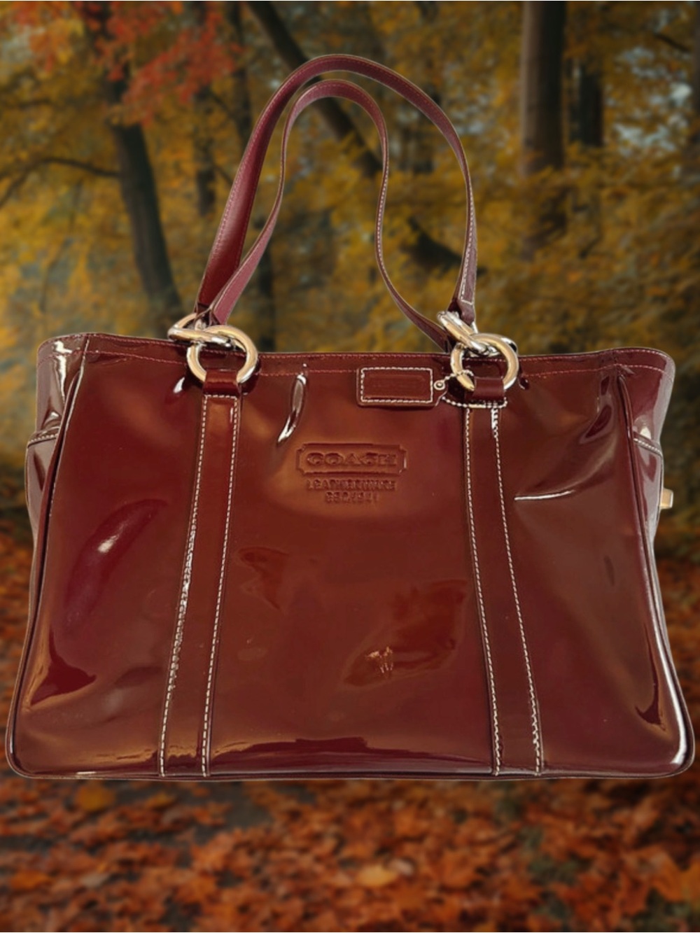 Coach Gallery Turn Lock Tote Bag in Burgundy